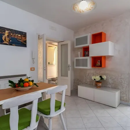 Carmen E Paul Apartment Sorrento